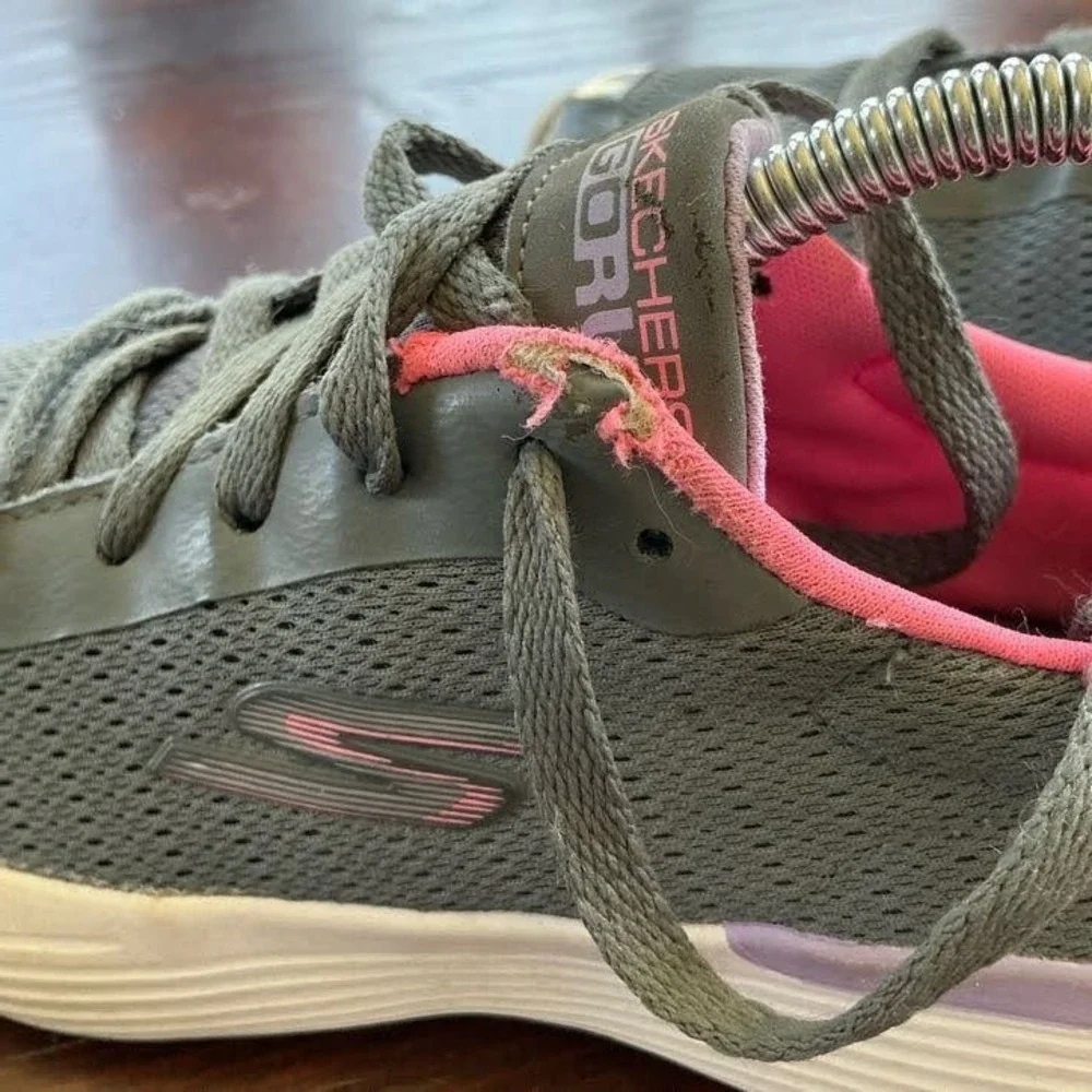Skechers GOrun Sneakers Kids 1.5 Grey Pink 302428L‎ Athletic Running Shoes